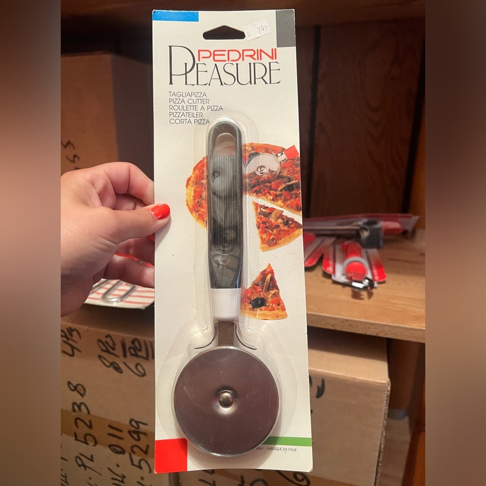 Vintage pizza cutter